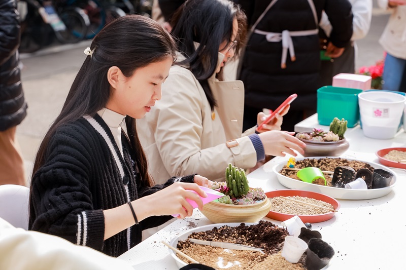 “青春會客廳”一站式學生社區協同育人中心現場。 同濟大學供圖