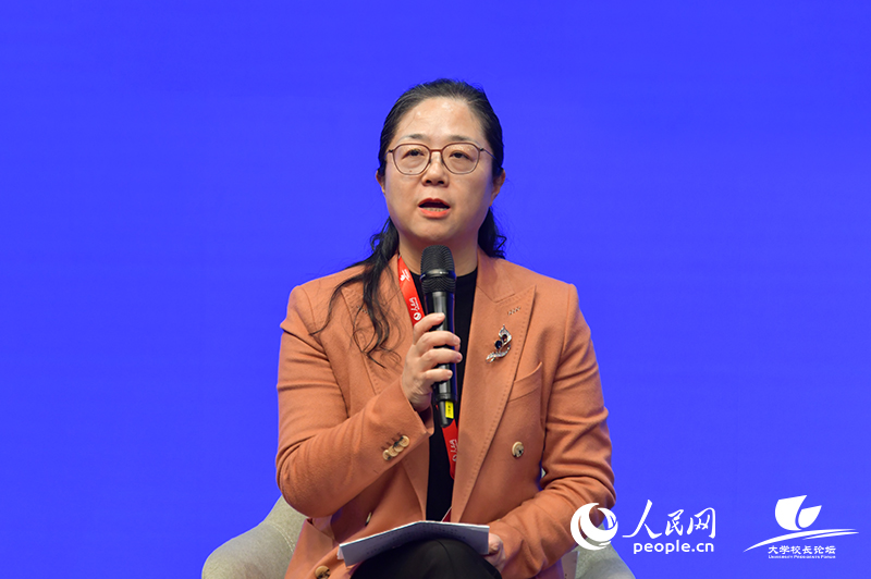 西安交通大学党委常委、常务副校长别朝红。人民网记者任峰涛摄
