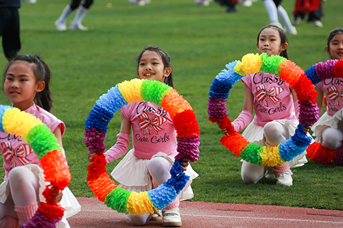 2025年朝阳区中小学“体育节”开幕式现场。北京市朝阳区思想政治教育指导评价中心供图