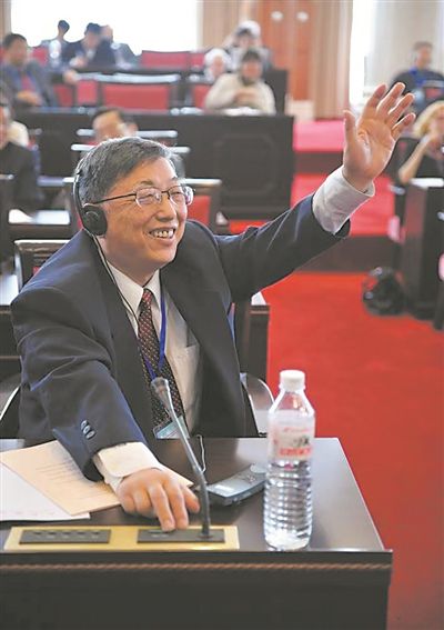 图① 胡思得参加国际军控大会。